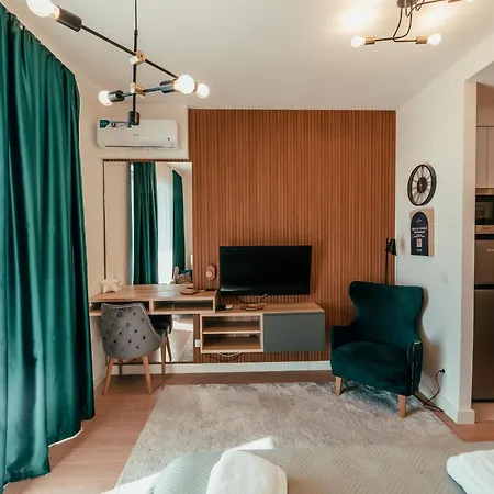 Waterfront Paradise Apartment