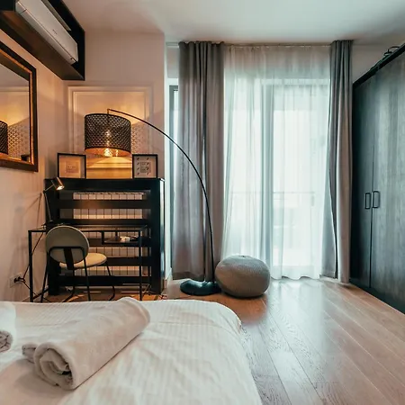 Waterfront Paradise Apartment