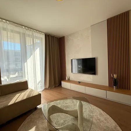 Waterfront Paradise Apartment *